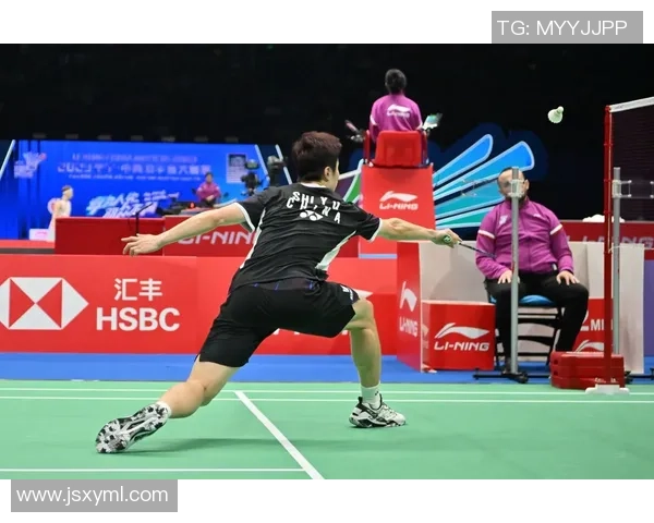 羽毛球的智慧与力量：深入解析北京羽毛球队的战术布局与训练秘诀